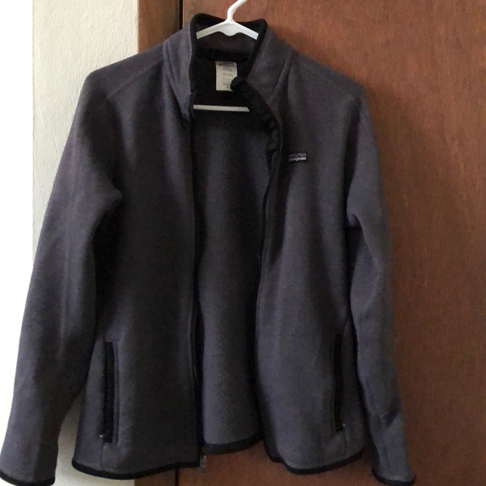 Patagonia dark grey zip up